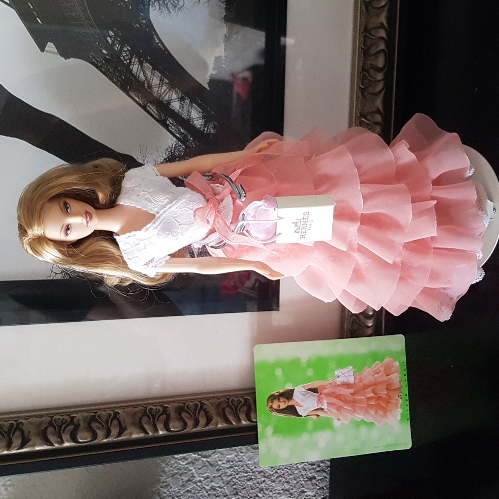 2004 special Edition birthday wishes barbie doll